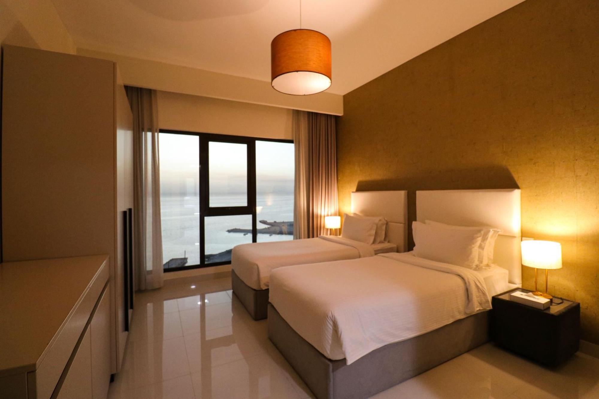 Lagoona Beach Luxury Resort And Spa Al-Manamah Bagian luar foto Deluxe Room
